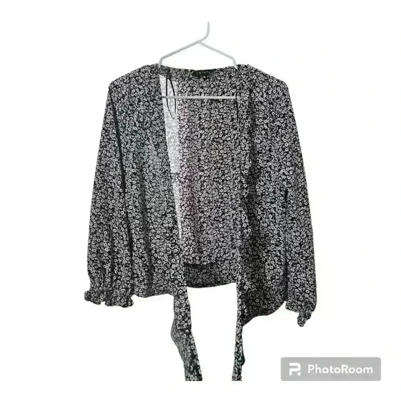 Womens cross front tie blouse! - Picture 1 of 4